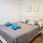 Apartamento Arena By Helloapartments *